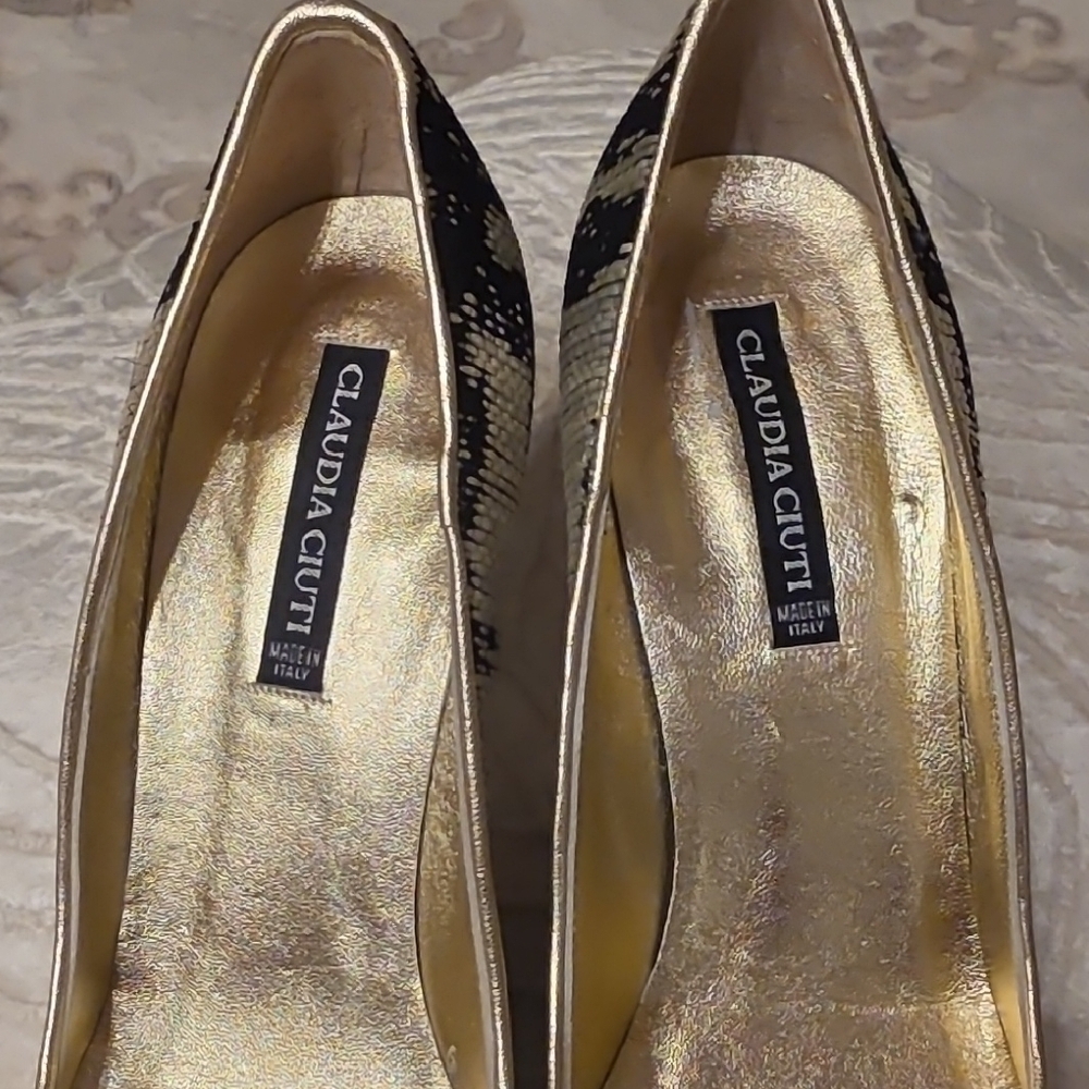 Claudia Ciuti Chic Patterned Black and Gold Heels 3 Inches Heel Size 6 - Picture 9 of 13